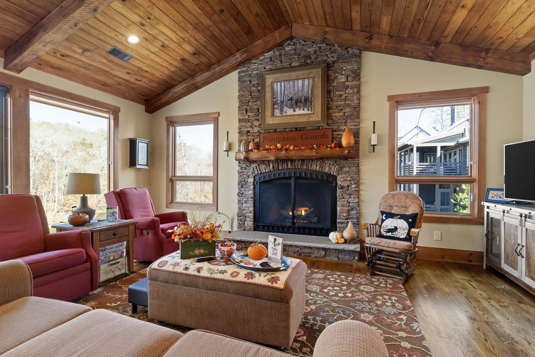 Image 3: 05-Waterfront-4