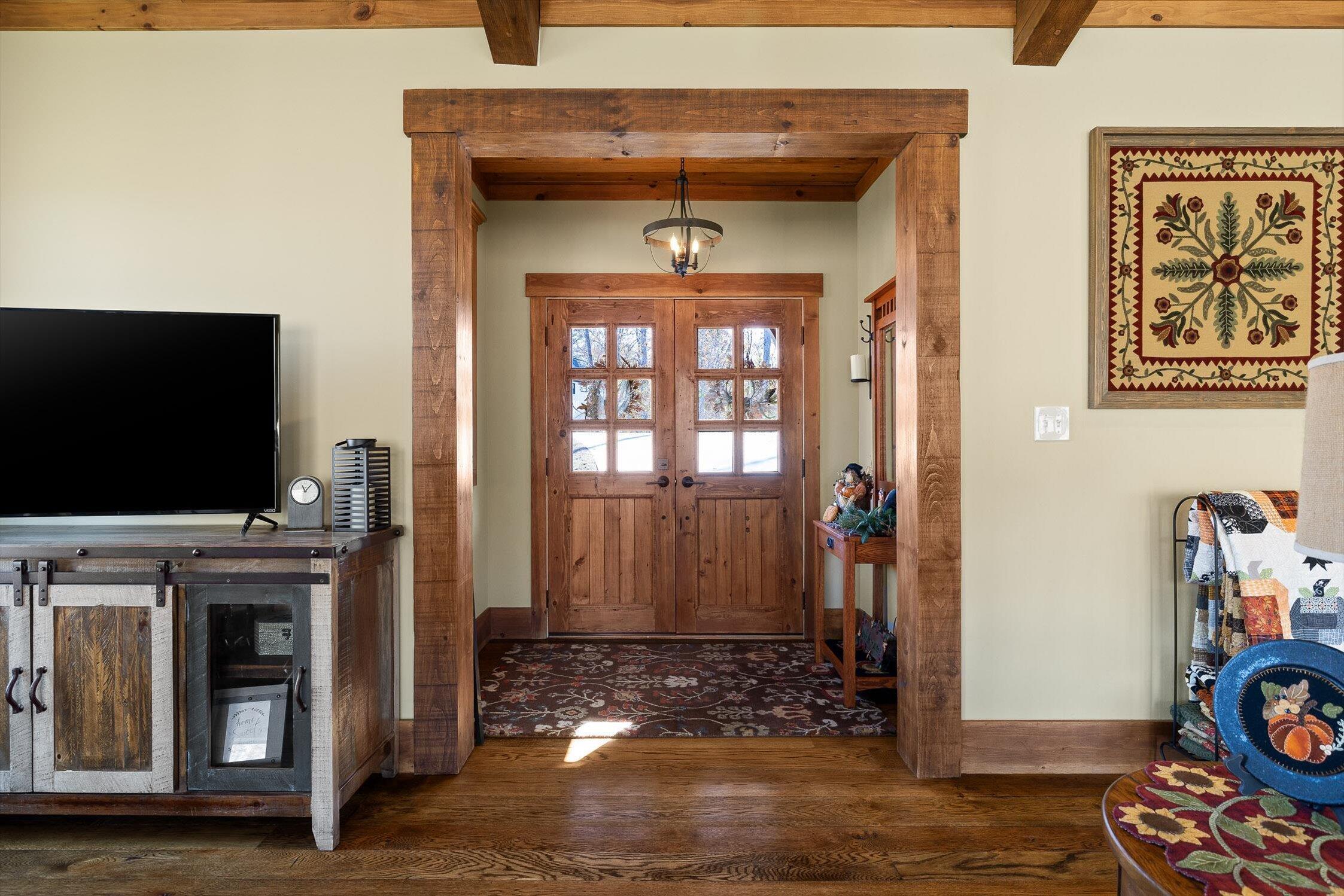 Image 4: 02-Waterfront-1