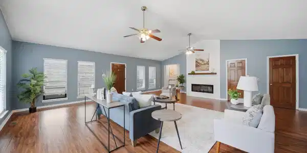 Image 2: 9_7807 hixson pike-8