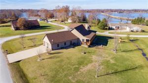 1 Oak Point