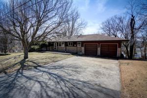 3127 Lake Bluff Drive