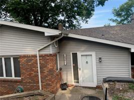 4241 Lakeshore Drive