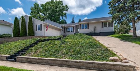 2673 Forrest Green Drive