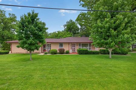112 South Shores Drive
