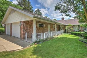 324 Shoreline Place