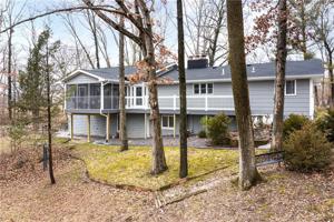 9359 Court 10