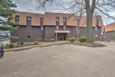 899 Lake Shore Drive