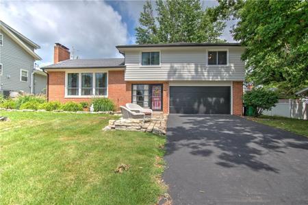 61 Eastmoreland Drive