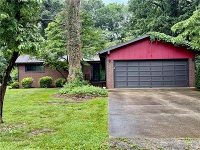 5 Woodland Drive