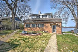 16 Lake Crest Drive