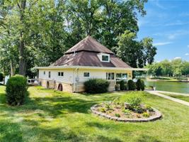 9236 Court 11