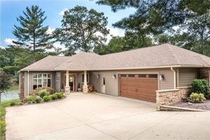 15458 Lakeview Drive