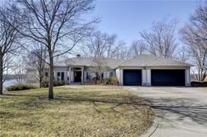 2330 Oakridge