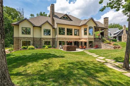 8386 Twin Oaks Drive