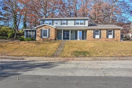 545 Shoreline Drive