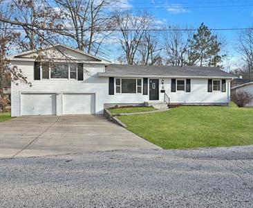 18 Circle Drive