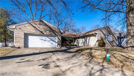 3 Eastmoreland Place