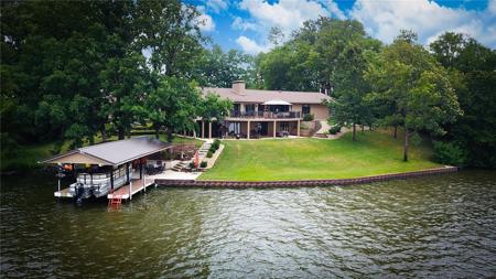 2419 Angle Court