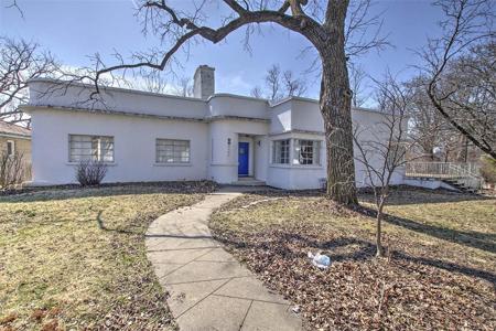 2141 Dickinson Avenue