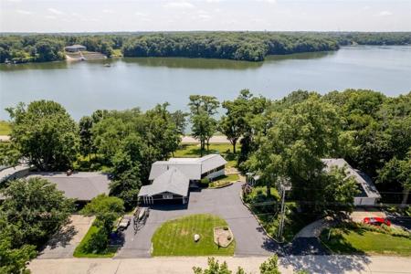 3117 Lake Bluff Drive