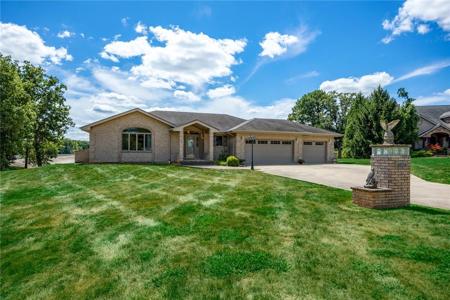9804 Lake Point Circle