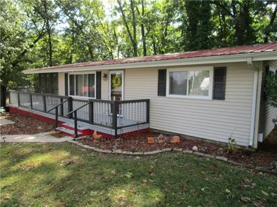 15 Oak Tree Lane