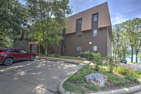 899 Lake Shore Drive
