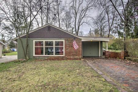 2915 Main Street