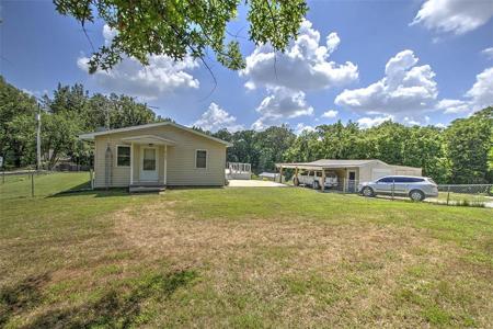 6145 Sangamon Road