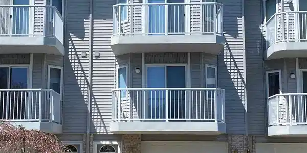 1684 Castleview