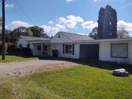 220 E Elm