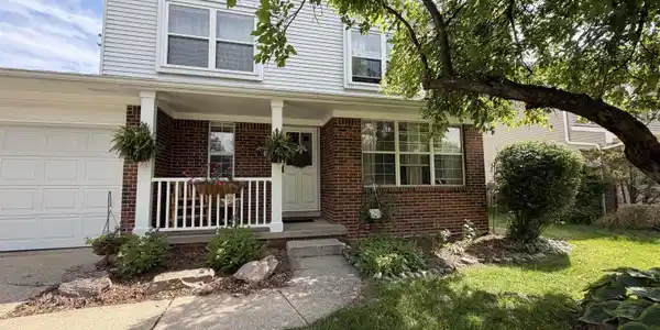 5247 Applewood Drive