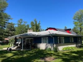 3687 Lakeshore Dr