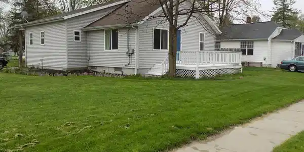203 W Brown Street
