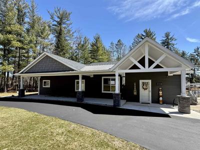 3358 E Pinecrest Drive