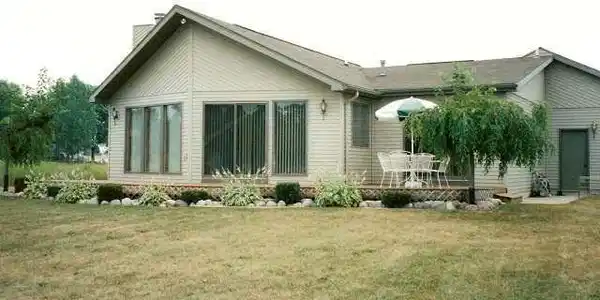 5069 DUNBAR COURT