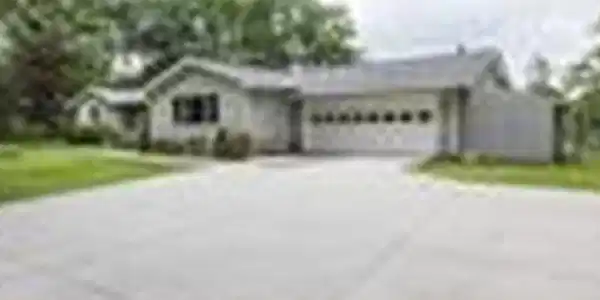 3400 NORTH BRANCH DRIVE