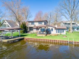 5431 OAKRIDGE