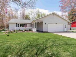 896 KAYPAT DRIVE