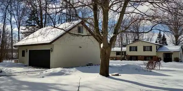 4997 DUNBAR COURT