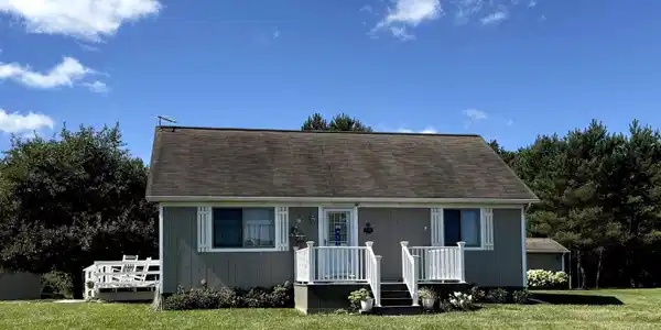4563 Hamilton Way