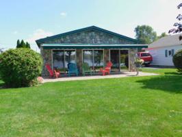5796 DUNDAS ROAD