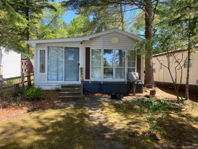 2221 Grass Lake #29