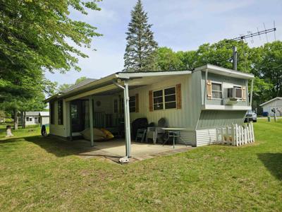3259 Beaver