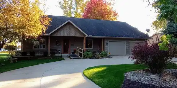 1551 Compton Court