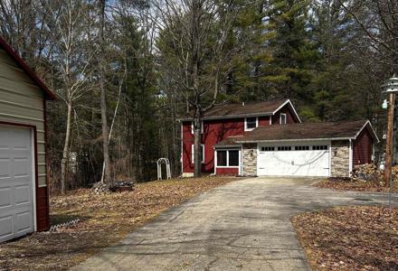 47 W River Road