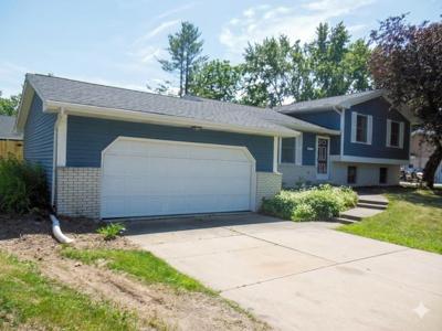 412 Wilcox Parkway