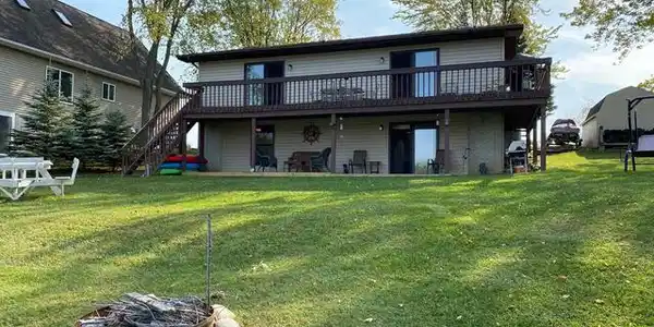 4492 HAMILTON WAY