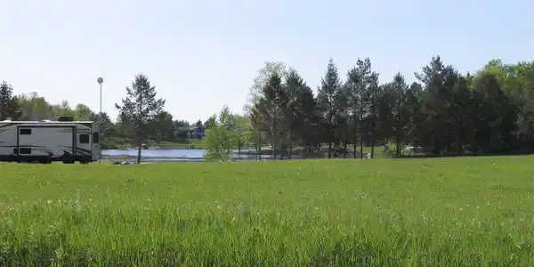 6 willow Bay
