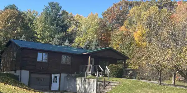 4140 W Pratt Lake